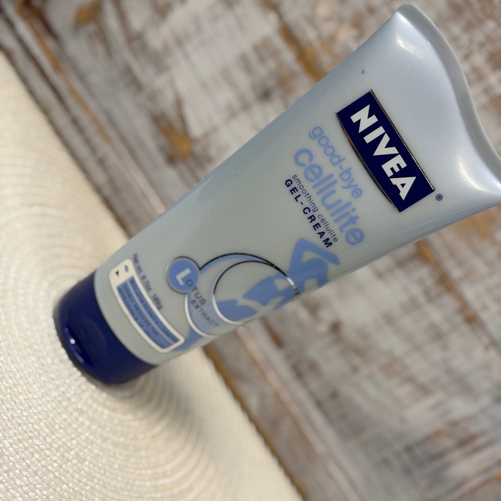 NIVEA Good-bye Cellulite Smoothing Gel-Cream with Lotus‎ Extract 6.7oz 189g New
